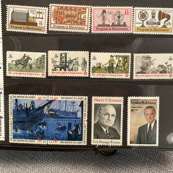 USPS Souvenir Mint Set 1973 Commemorative Postage Stamp Album 33 Stamps Total - Picture 9 of 10